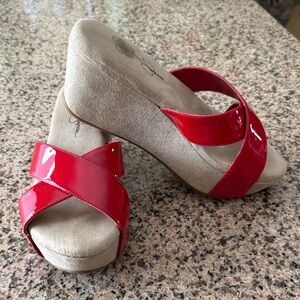 Jessica Simpson Red Patent Crisscross Wedge Sandals for Women size 7